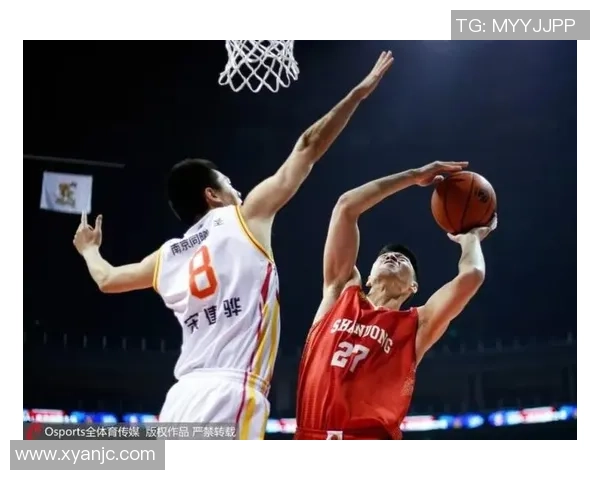 南京篮球队在选拔赛中以53分稳居积分榜首位，展现强劲实力